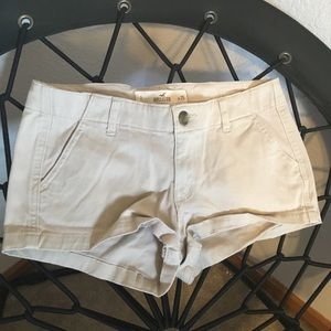 Hollister Tan Khaki Short Shorts Size 1